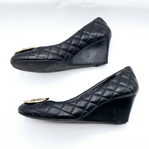 Tory Burch Black Quilted Wedges with Gold Logo - Picture 3 of 15